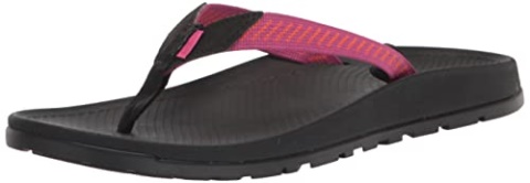 Score Fuchsia Chacos Women\'s Lowdown Flip Sandal